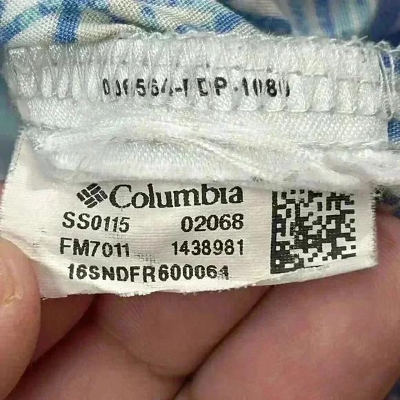 Columbia Shirt Men's Medium Button Up Camp Tribal Fish Print PFG Fishing Outdoor - Picture 7 of 10